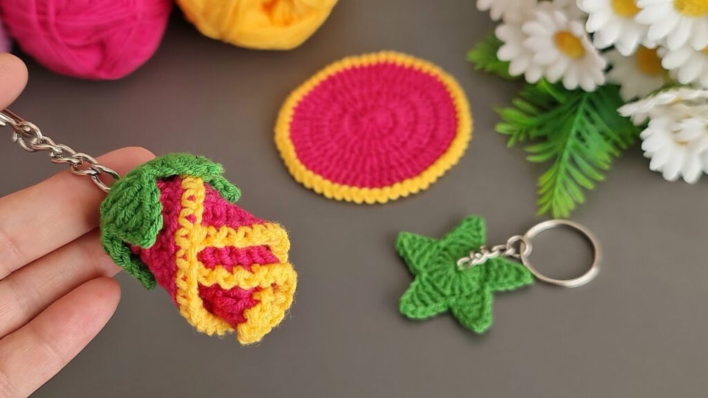 Easy Crochet Flower Keychain Idea