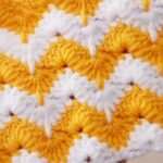 Easy crochet Chevron (Zig-Zag) baby blanket