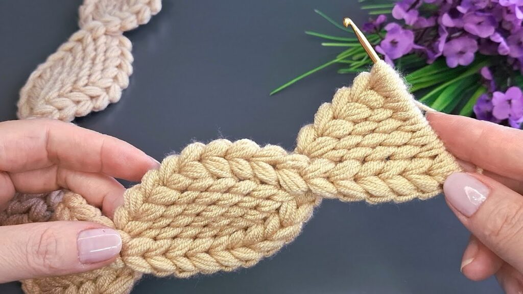 How to make easy crochet leaf braid or twisted leaf stitch