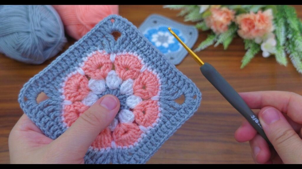 how to make beautiful crochet flower