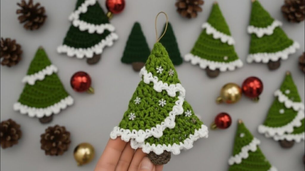Easy to make Crochet Christmas tree