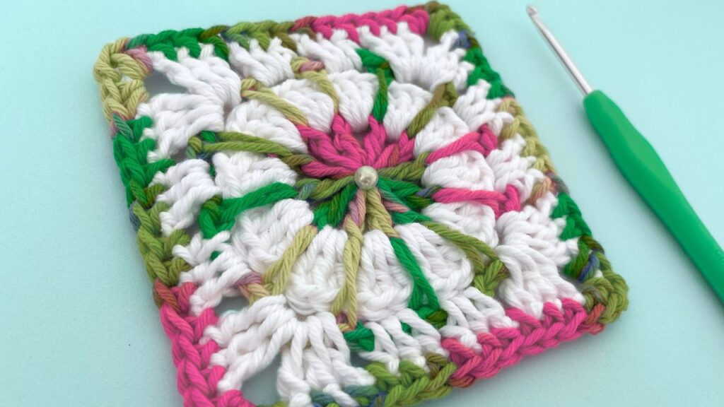 Beautiful Crochet Granny Square flower
